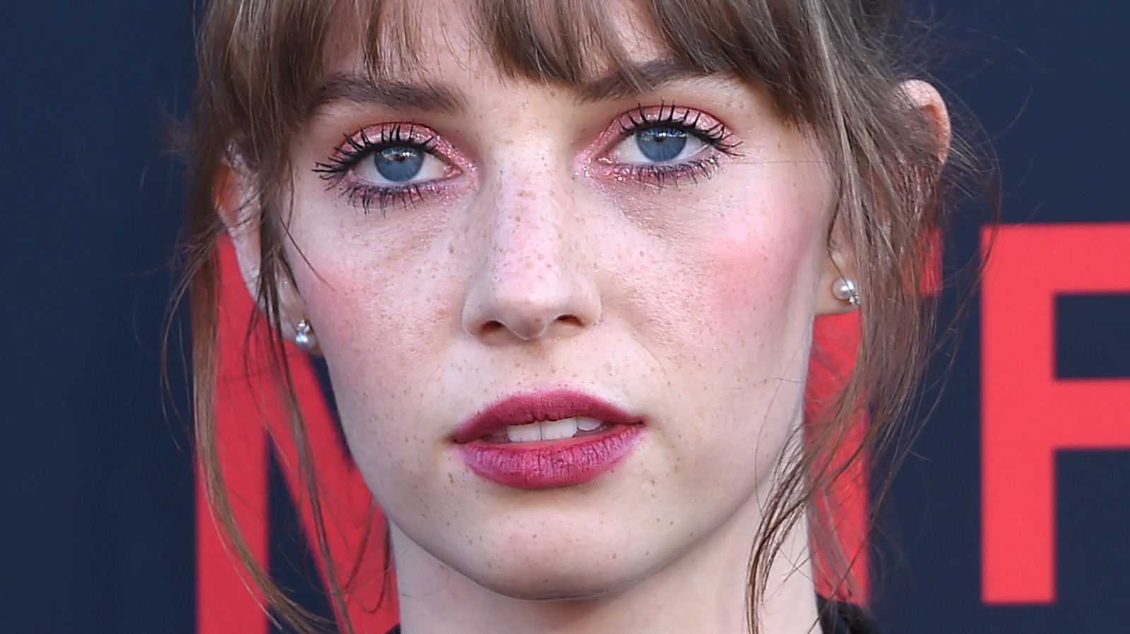 Has Maya Hawke Ever Acted With Her Famous Parents? - TrendRadars