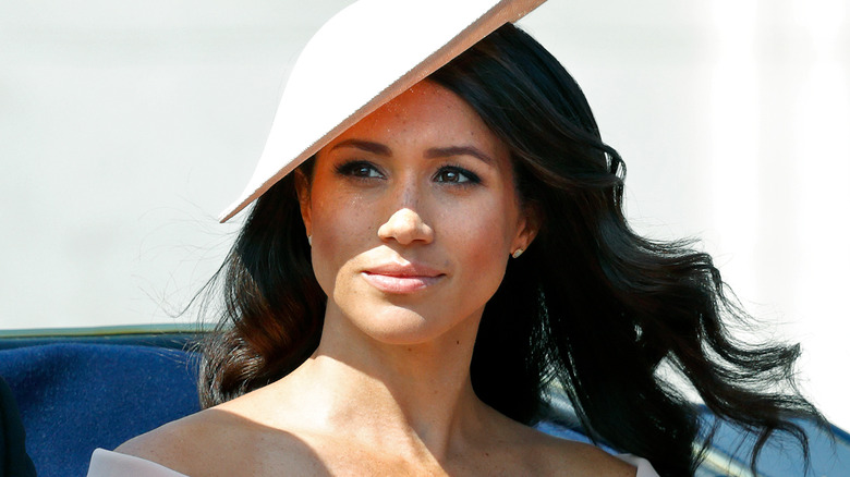 Meghan Markle beige hat