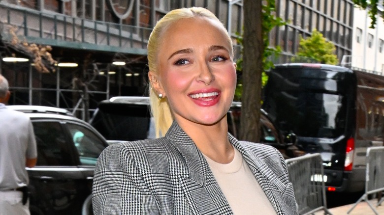 Hayden Panettiere smiling