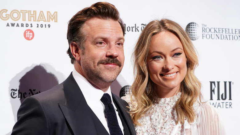 Olivia Wilde and Jason Sudeikis smiling