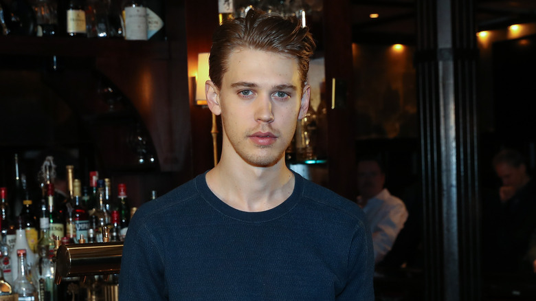 Austin Butler inside bar