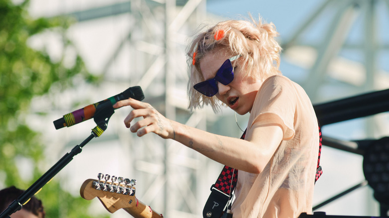 Grimes performing in 2016