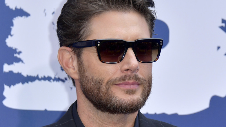 Jensen Ackles posing with sunglasses