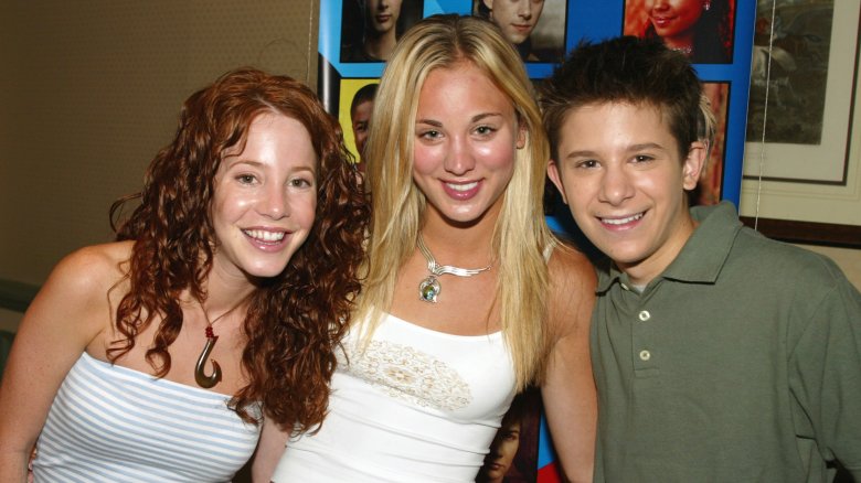 Amy Davidson, Kaley Cuoco, Martin Spanjers 