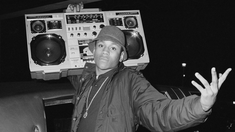 LL Cool J holding a boombox in 1986