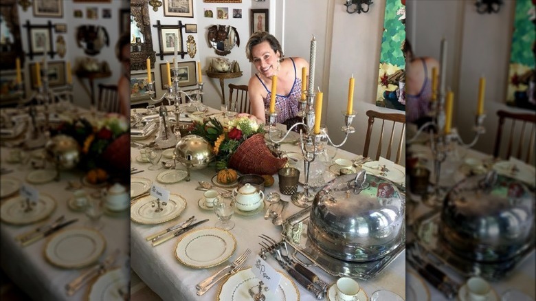 Melora Hardin in a dining room