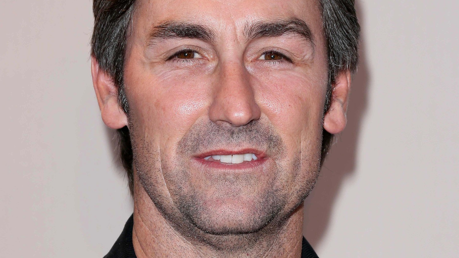 Heres How Much Mike Wolfe From American Pickers Is Really Worth 