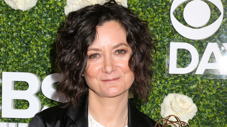 Sara Gilbert red carpet 