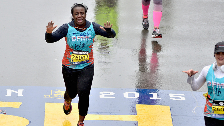 Uzo Aduba running