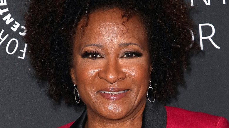 Wanda Sykes wearing all pink