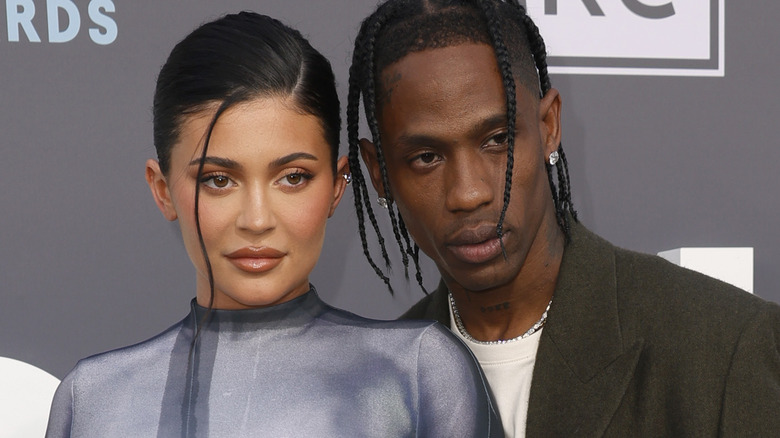 Kylie Jenner and Travis Scott posing