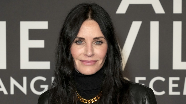 Courteney Cox smiling