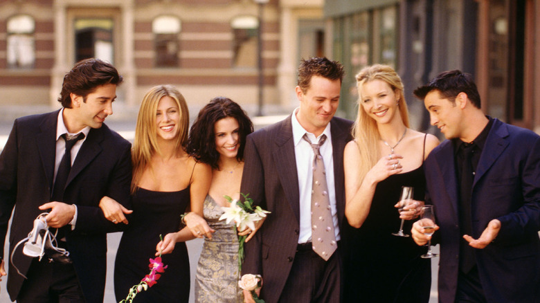 The cast of 'Friends' walking together