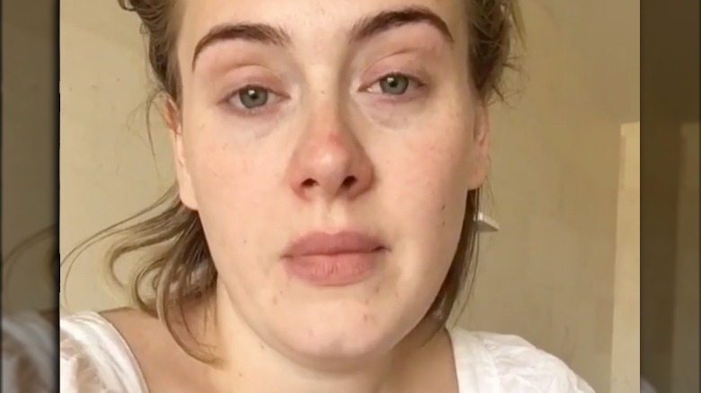 Adele no makeup talking