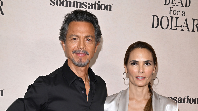 Benjamin Bratt and Talisa Soto posing