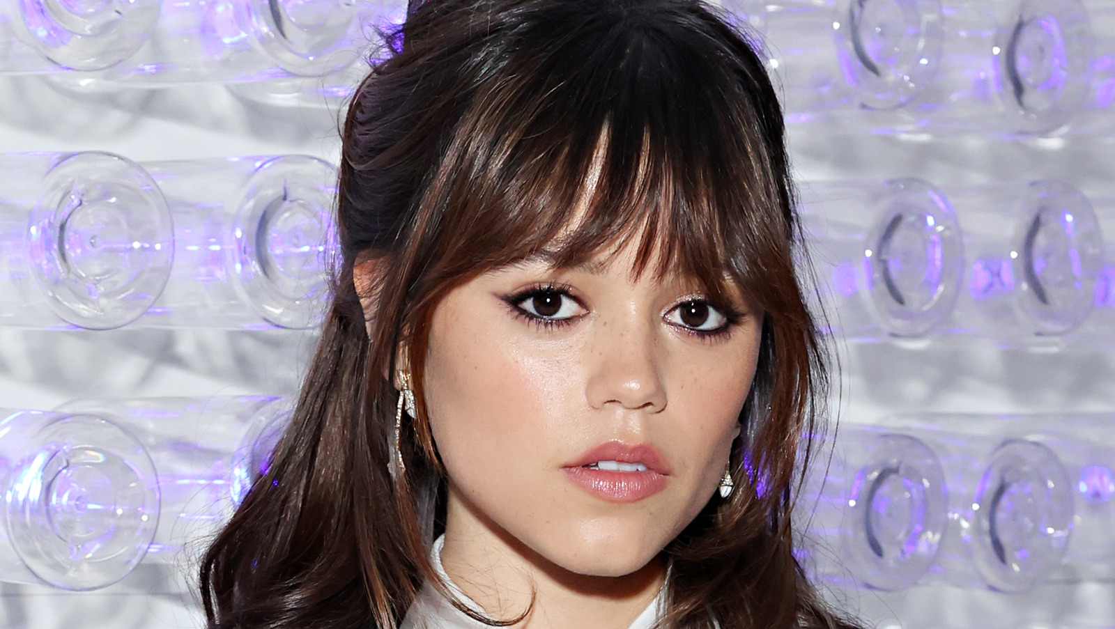 Jenna Ortega Wears a Gothic Wedding Dress to the 'Wednesday' Premiere