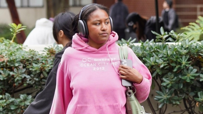 Sasha Obama wearing pink hoodie