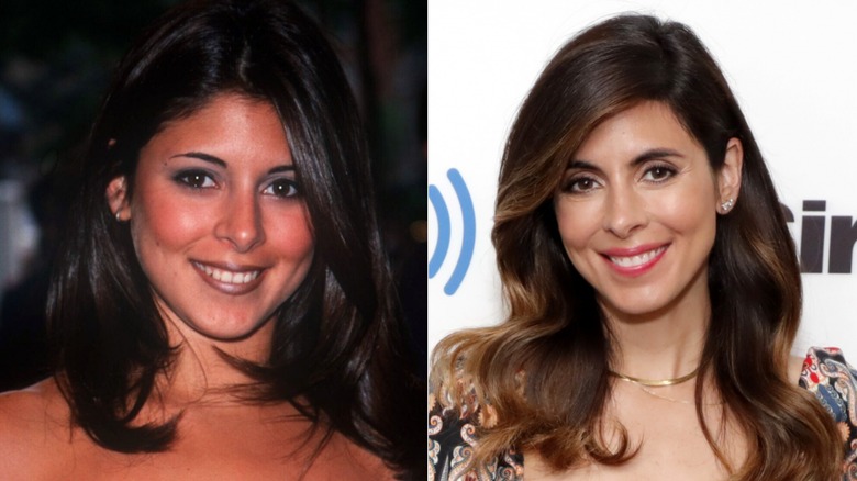 Jamie-Lynn Sigler smiling