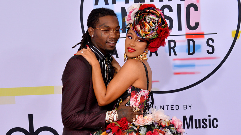 Cardi B and Offset posing on the red carpet