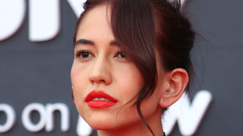 Sonoya Mizuno posing red lipstick