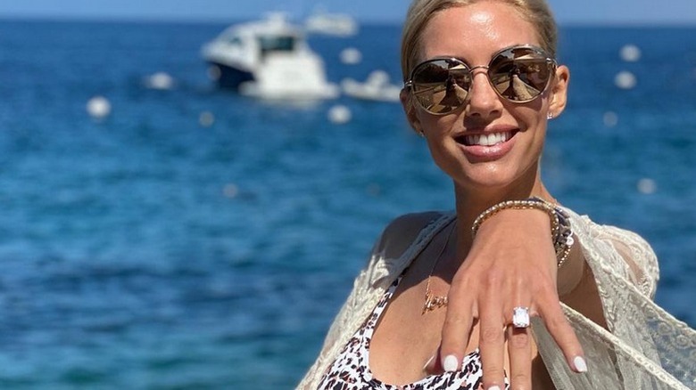 Heather Rae Young shows off her 8 carat wedding ring