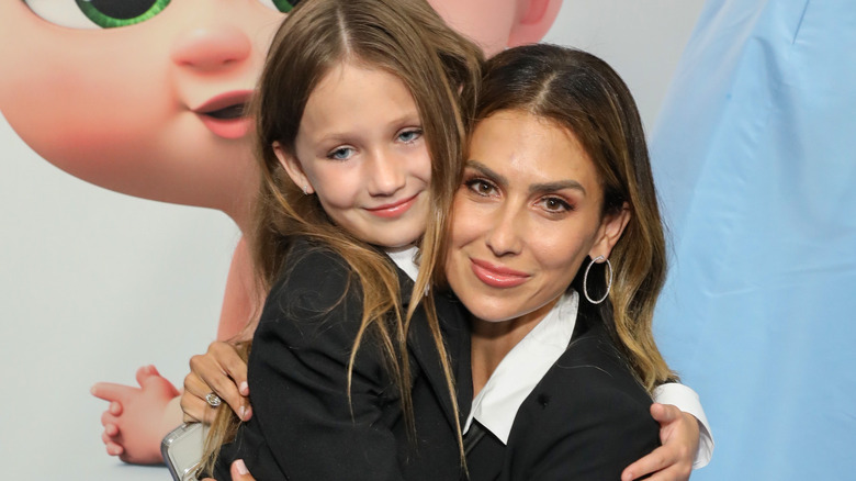 Hilaria Baldwin with her daughter Carmen