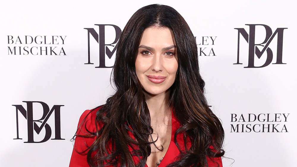 Hilaria Baldwin on a red carpet