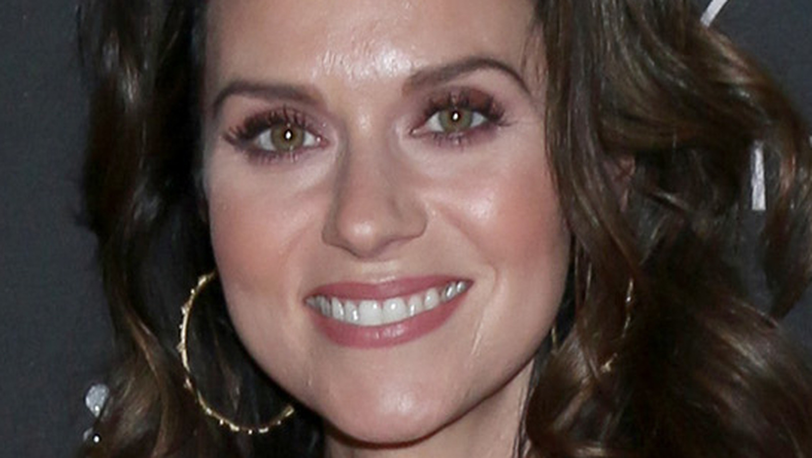 One Tree Hill: Hilarie Burton, Danneel Ackles post photos from new