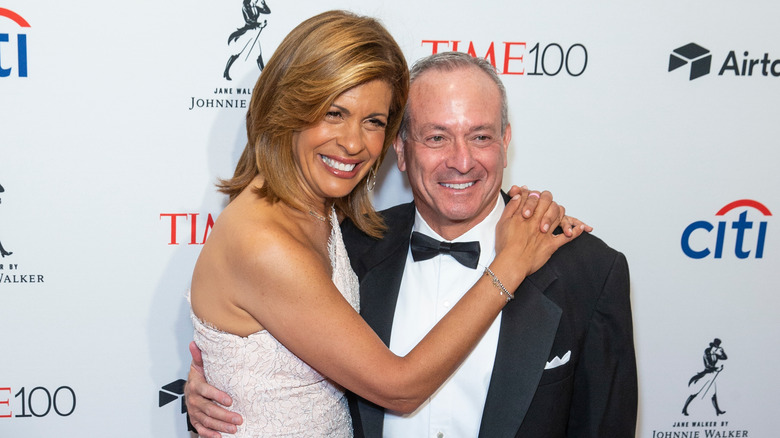 Hoda Kotb poses with Joel Schiffman