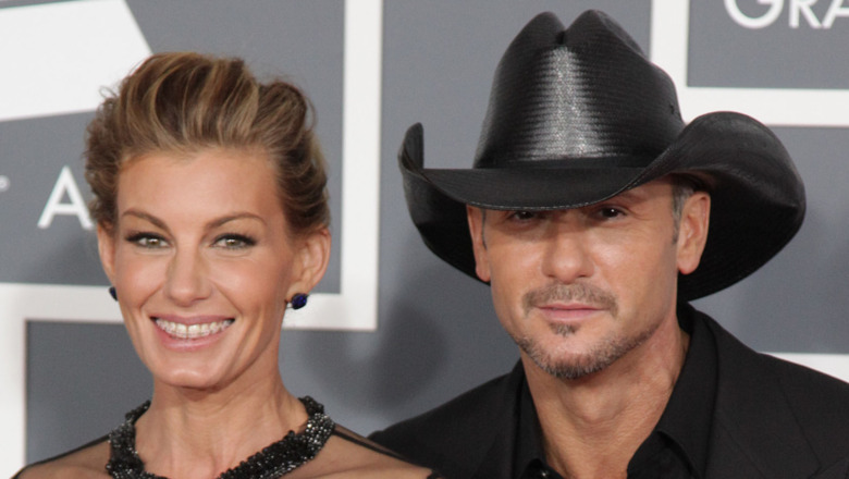 Faith Hill and Tim McGraw smiling