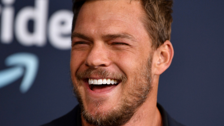 Alan Ritchson smiling