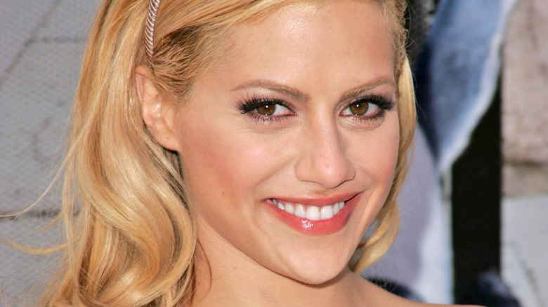 Brittany Murphy smiling