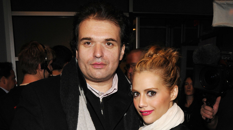 Simon Monjack and Brittany Murphy posing