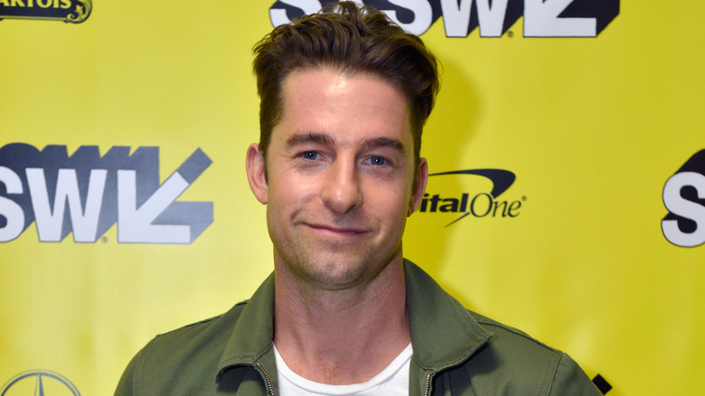 Scott Speedman smiling