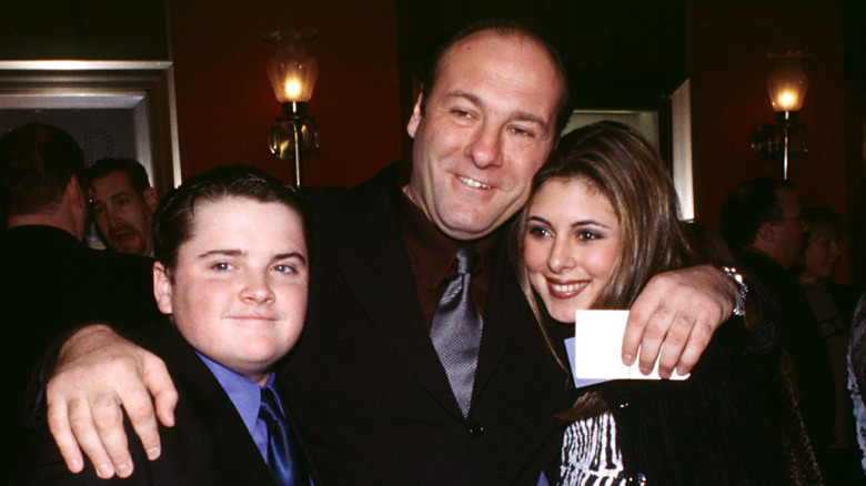 Robert Iler, James Gandolfini, Jamie-Lynn Sigler