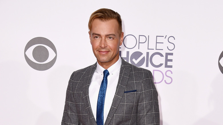 Joey Lawrence red carpet