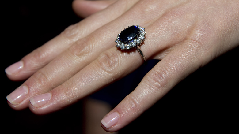 Kate Middleton's hand with wedding ring