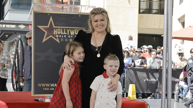 Kelly Clarkson walk of fame