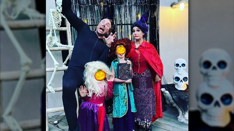 Kristen Bell, Dax Shepard, and kids on Halloween