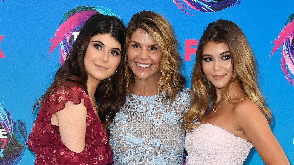 Lori Loughlin and Olivia Jade and Bella Giannulli