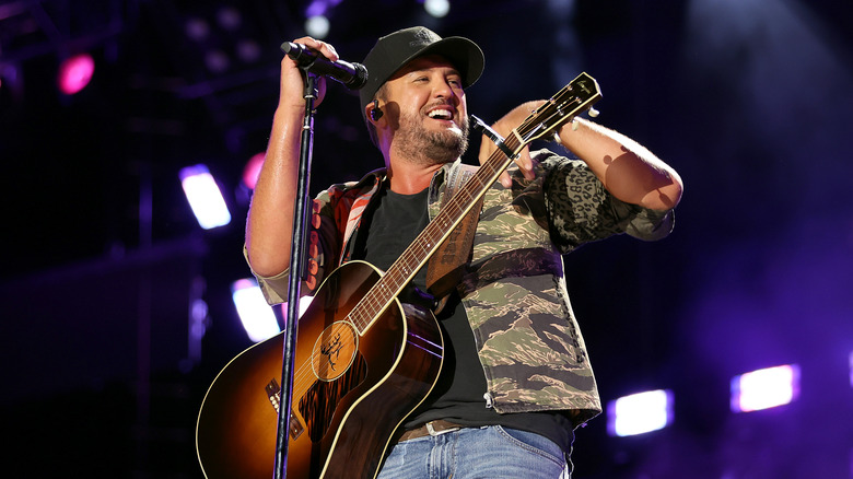 Luke Bryan on stage