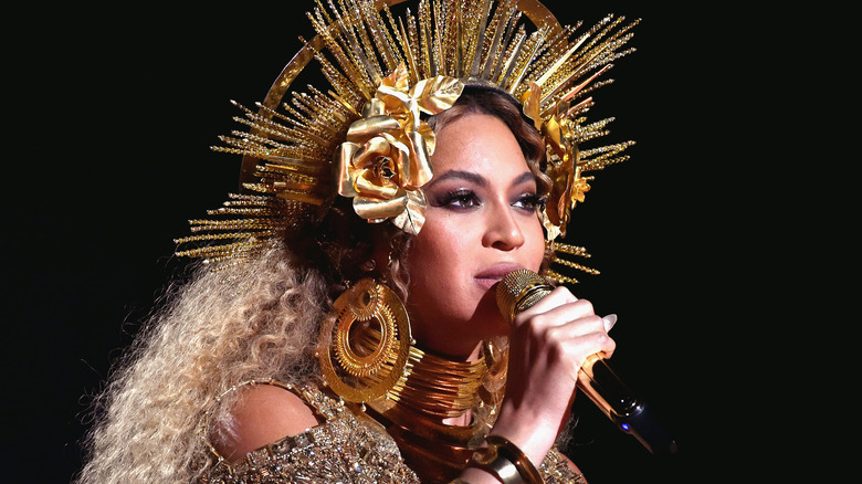 Beyonce wearing a crown