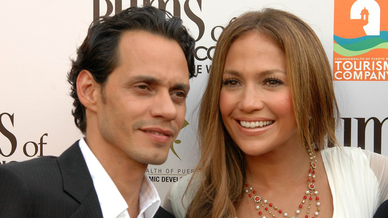 Marc Anthony and Jennifer Lopez on the red carpet