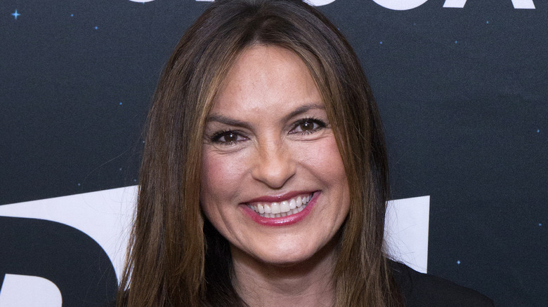 Mariska Hargitay walking the red carpet 