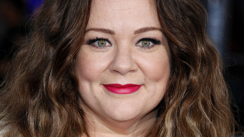 Melissa McCarthy red lipstick