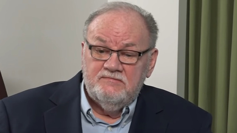 Thomas Markle wearing glasses