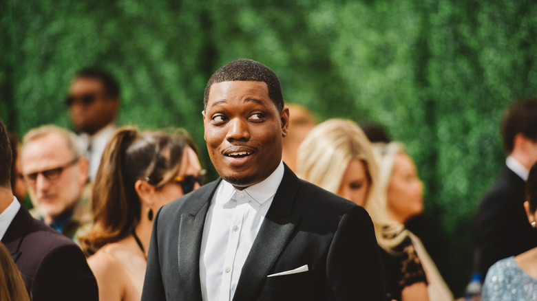 Michael Che in a tuxedo