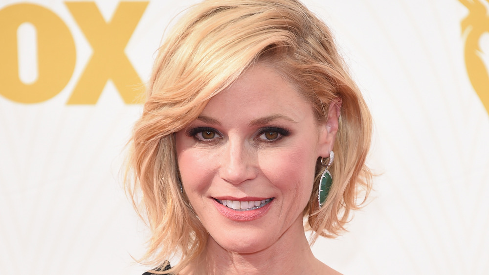 Julie Bowen at the Emmy Awards 