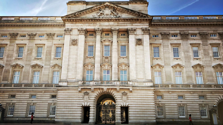 Administrative headquarters of Buckingham Palace