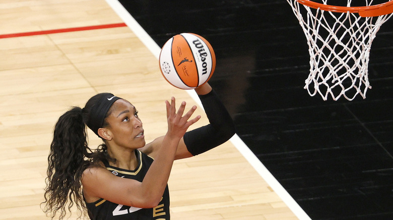 A'ja Wilson shoots basketball